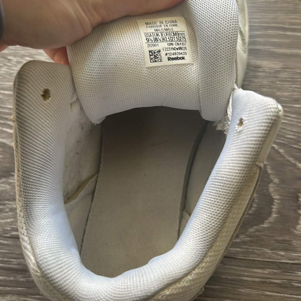 Men’s Reebok High Tops - Picture 8 of 8